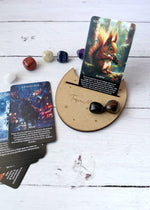 Base de Madera con Cuarzo y Cartas (opcional)